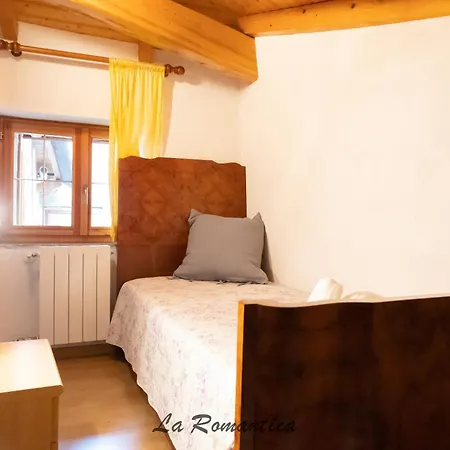 La Corte Di Franco * Brusimpiano